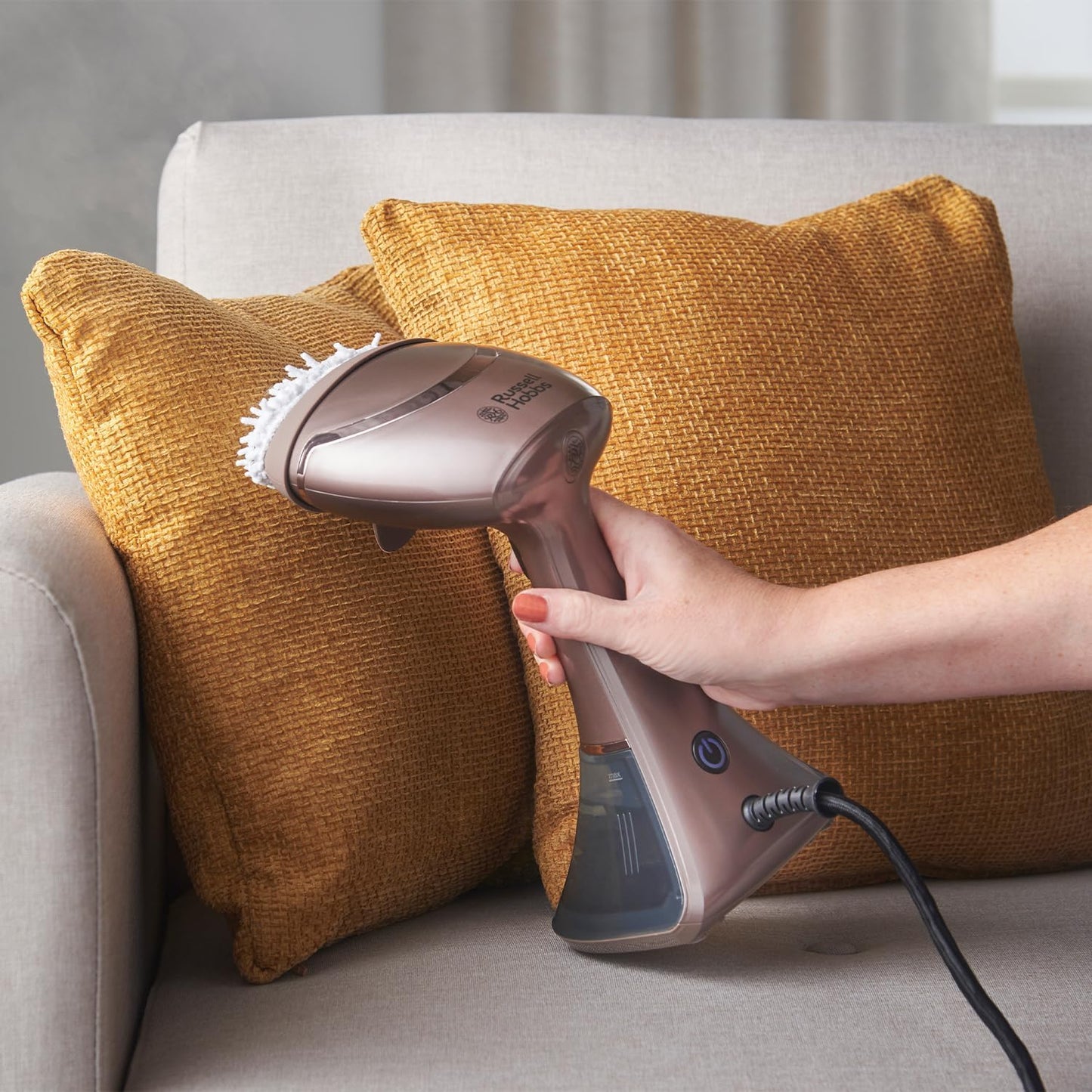 Handheld Clothes Steamer 1800W Ceramic Heated Pressing Plate 32g/min Steam 200ml Tank 6-Minute Runtime 2.9 lb Bronze